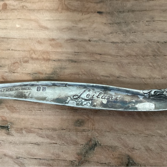 Vintage - 1847 Rogers Brothers “Leilani” Pastry Server - Made In USA - 1961 - Picture 3 of 8